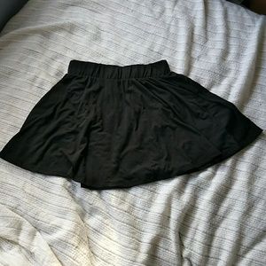 High waisted, black skirt